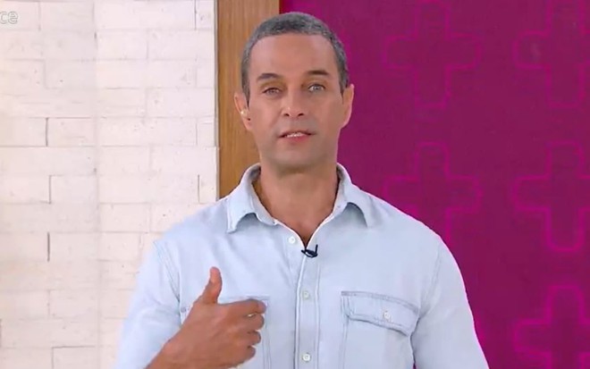 O apresentador Fabricio Battaglini no Mais Você de quinta-feira (4), na Globo