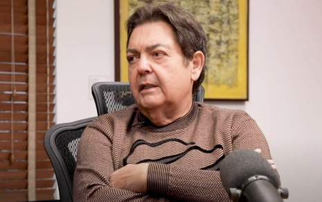 Fausto Silva dá entrevista em podcast no YouTube