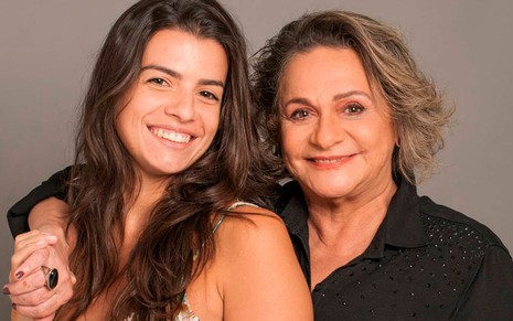 Fernanda Lorenzoni é abraçada por Fafy Siqueira