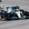 Max Verstappen bate no carro de Lewis Hamilton no GP de São Paulo de Fórmula 1