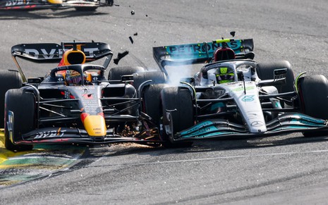 Max Verstappen bate no carro de Lewis Hamilton no GP de São Paulo de Fórmula 1