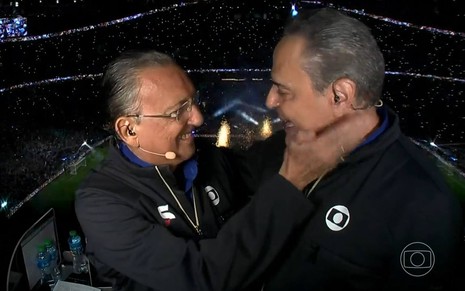 Galvão Bueno e Luis Roberto se emocionam na final da Copa do Mundo