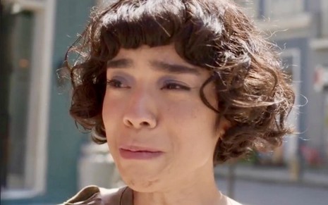 A atriz Mika Makino está em close em cena de Cara e Coragem como sua personagem Ísis