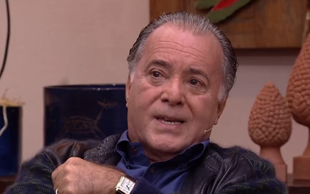 Tony Ramos durante entrevista na Globo