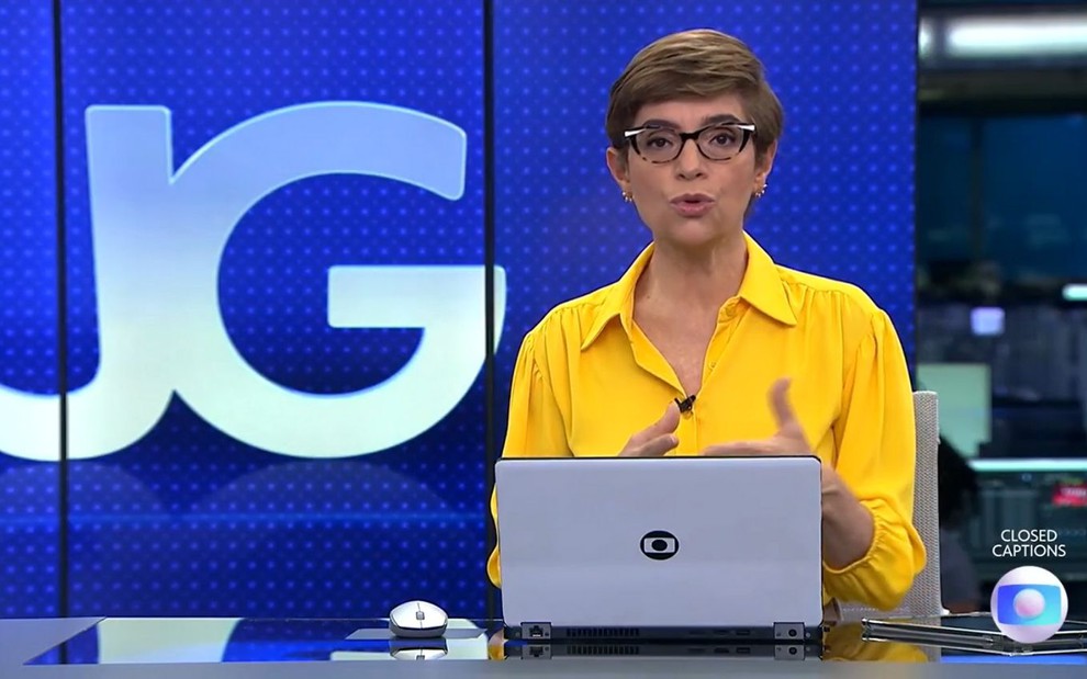 A apresentadora Renata Lo Prete no Jornal da Globo na madrugada desta sexta (4)