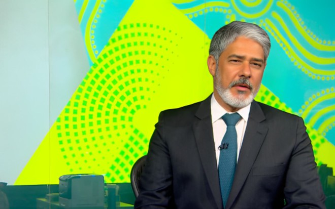 O jornalista William Bonner na bancada do Jornal Nacional