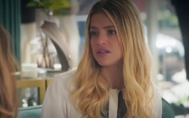 A atriz Agatha Moreira caracterizada como Graça em cena de Terra e Paixão