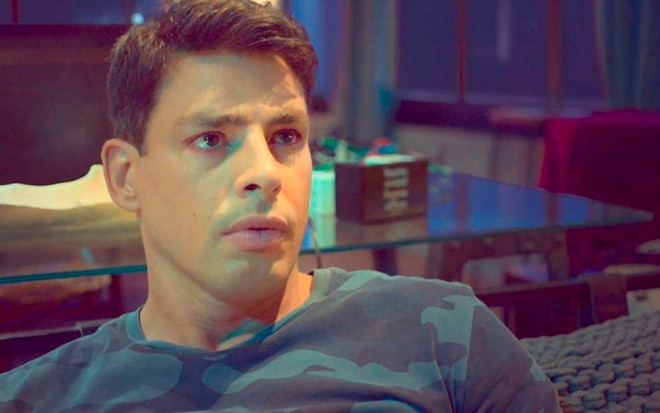 Cauã Reymond grava cena com olhar assustado como Christian de Um Lugar ao Sol, nova novela das nove da Globo
