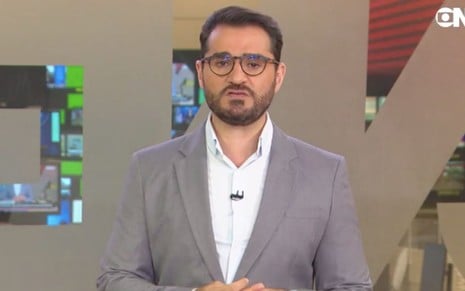 O jornalista e apresentador Marcelo Cosme no Edição das 16h da GloboNews