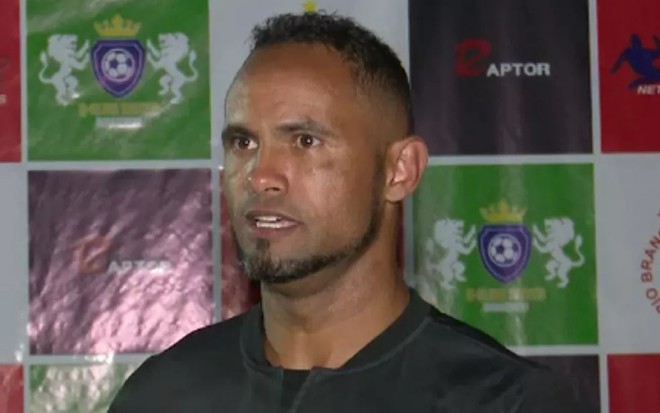 Goleiro Bruno em uma reportagem da Globo sobre sua volta ao futebol