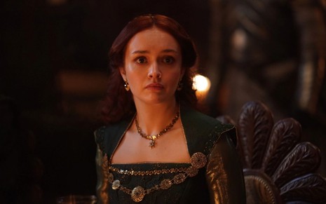 Olivia Cooke em cena de House of the Dragon