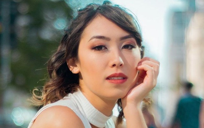 A atriz Ana Hikari em foto publicada no Instagram