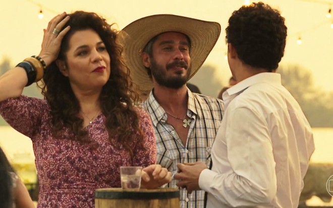 Isabel Teixeira como Maria Bruaca em cena de Pantanal