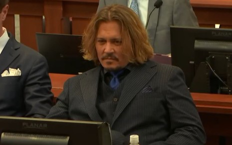 Johnny Depp durante julgamento
