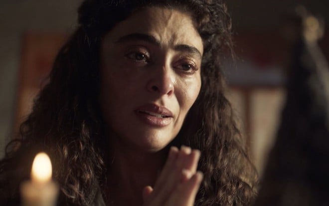 A atriz Juliana Paes como Maria Marruá em Pantanal, novela das nove da Globo