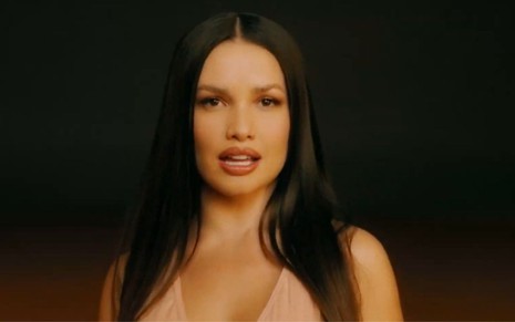 Imagem de Juliette Freire em cena do clipe de Diferença Mara