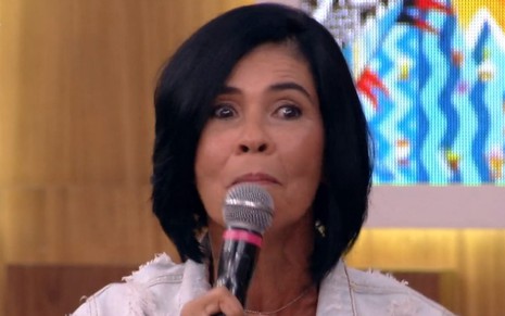 Kátia Aguiar, mãe de Arthur Aguiar, em participação no Encontro com Fátima Bernardes