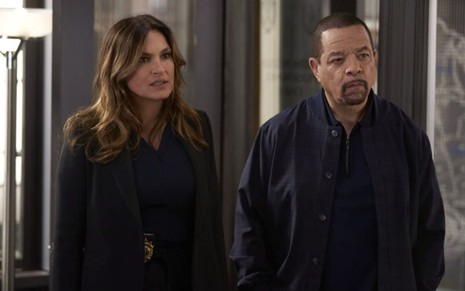 Mariska Hargitay e Ice-T em cena da 24ª temporada de Law & Order: Special Victims Unit