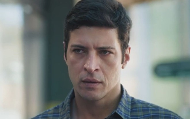 Leandro Lima em cena da novela Terra e Paixão