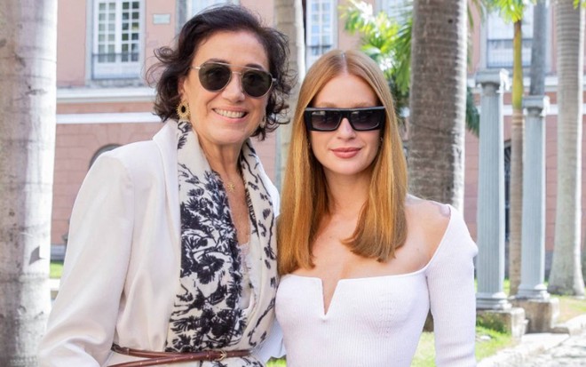 Lilia Cabral e Marina Ruy Barbosa caracterizadas como Bebel e Preciosa