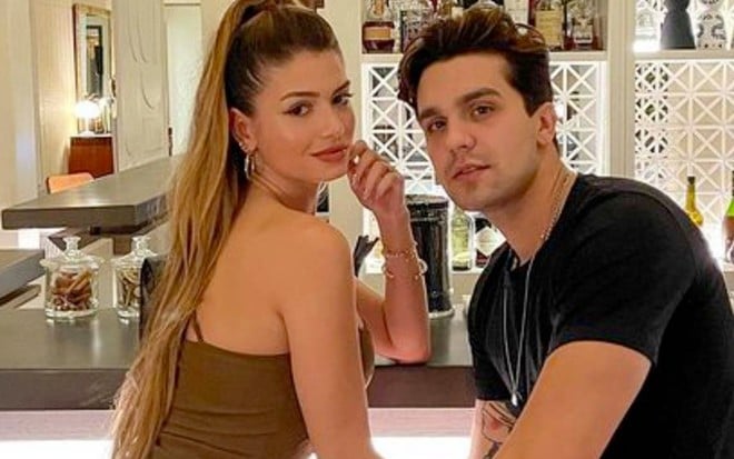 Foto de Izabela Cunha com Luan Santana