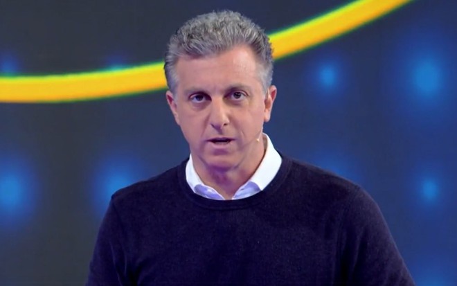 Luciano Huck durante edição do Caldeirão do Huck