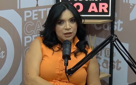 Kátia Gomes em entrevista ao PetroCast, no YouTube