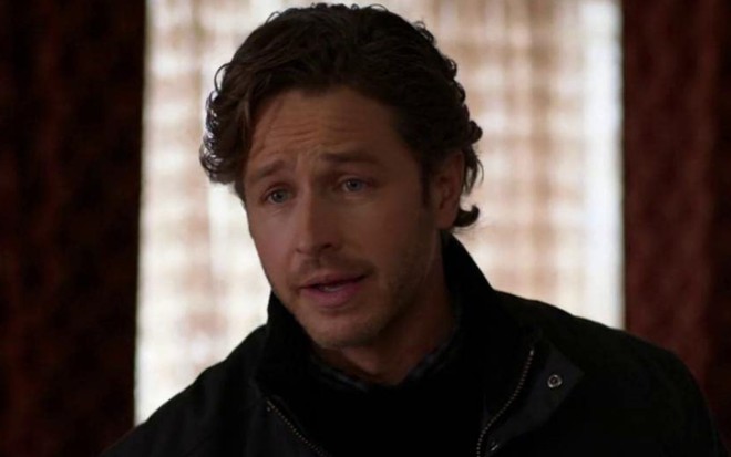 Josh Dallas em cena da 3ª temporada de Manifest