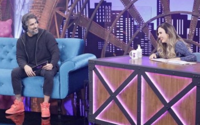 Imagem de Marcos Mion e Tatá Werneck no estúdio do Lady Night