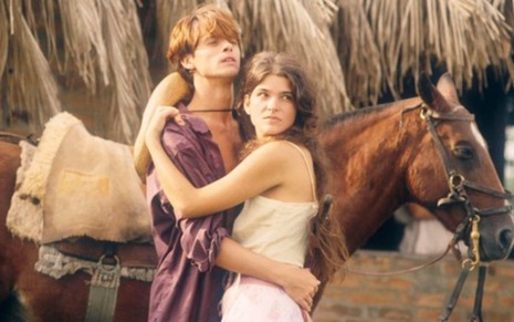 Marcos Winter e Cristiana Oliveira em cena de Pantanal (1990)