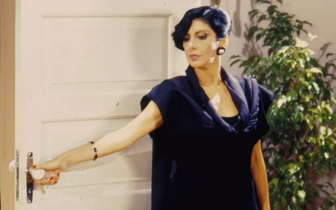 Marília Pêra (1943-2015) em cena como Rafaela na novela Brega & Chique (1987)