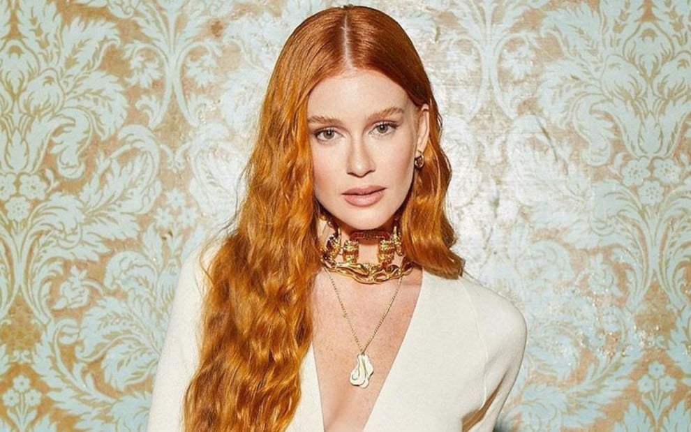 Marina Ruy Barbosa com os cabelos longos e soltos em foto do Instagram