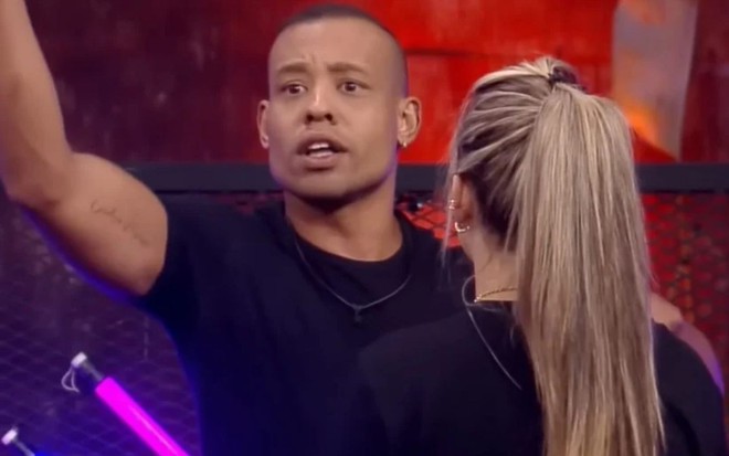 Mussunzinho se revolta em discurso no Power Couple Brasil 6