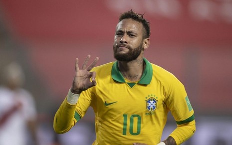 Neymar comemora gol pela seleção