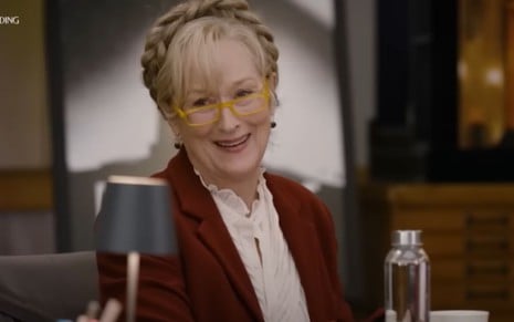 Meryl Streep em cena do teaser oficial da terceira temporada de Only Murders in the Building