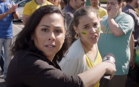 Imagem de Evelyn Costa (à esq.) e Thati Lopes em vídeo do Porta dos Fundos
