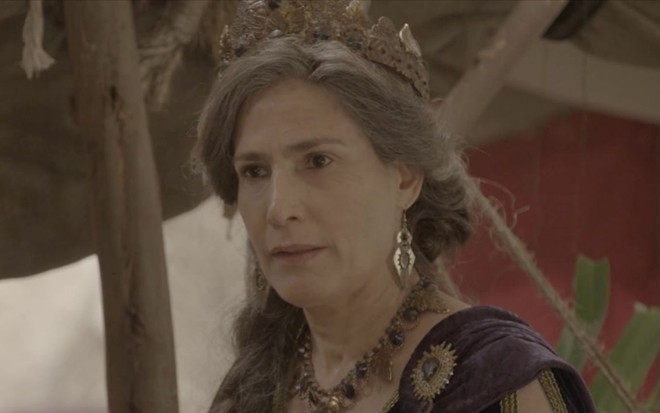Virginia Cavendish em cena de Gênesis: atriz está caracterizada como Najla em novela bíblica