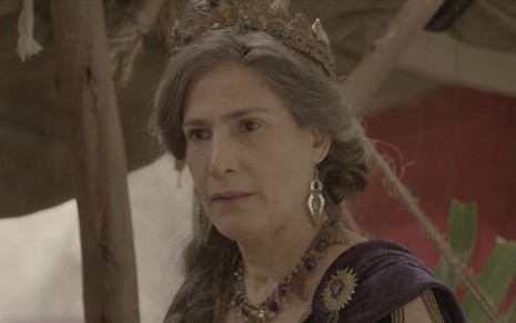 Virginia Cavendish em cena de Gênesis: atriz está caracterizada como Najla em novela bíblica