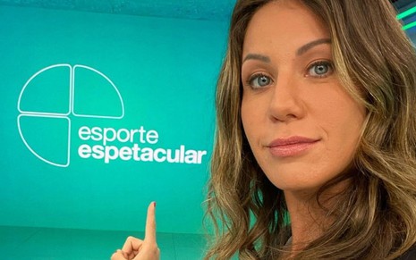 Bárbara Coelho está no estúdio do Esporte Espetacular, da Globo