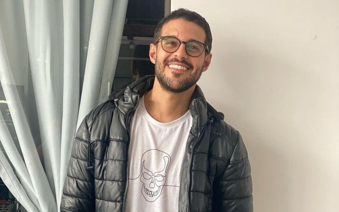 Rodrigo Mussi sorri e se mostra recuperado após grave acidente sofrido em março de 2022