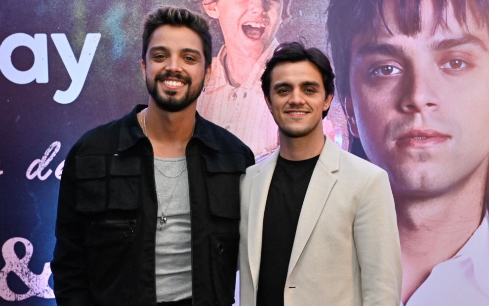 Rodrigo Simas, à esquerda, e Felipe Simas, à direita