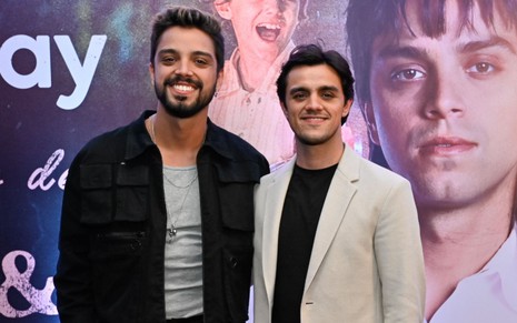 Rodrigo Simas, à esquerda, e Felipe Simas, à direita