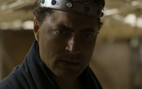 Carlo Porto como Saul na novela Reis