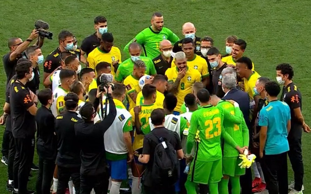 Jogadores da Seleção Brasileira de Futebol na partida Brasil x Argentina, em 5 de setembro