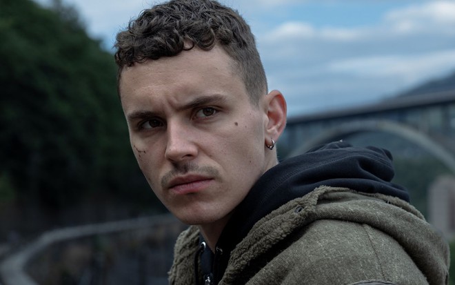 Arón Piper em cena de Silêncio