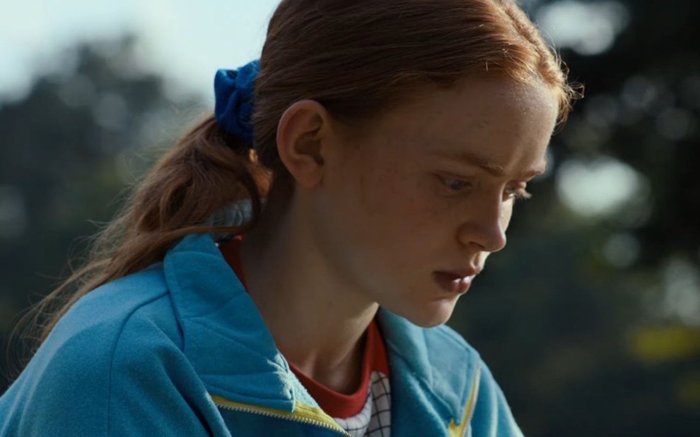 Imagem de Sadie Sink como Max durante cena da 4ª temporada de Stranger Things