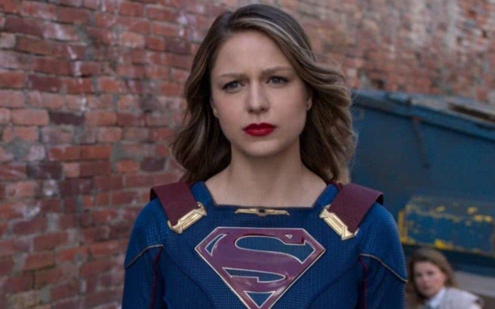 Melissa Benoist em cena da sexta temporada de Supergirl;