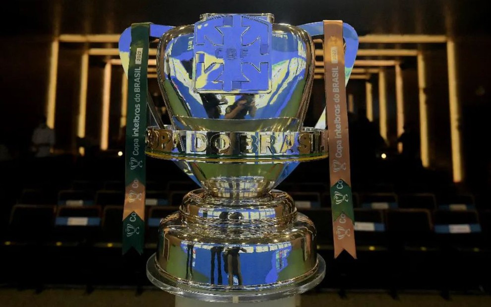 Taça da Copa do Brasil na sede da CBF