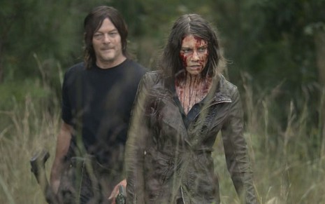 Norman Reedus e Lauren Cohan em cena de The Walking Dead