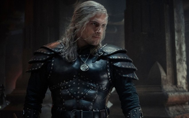 Henry Cavill em cena da 2ª temporada de The Witcher, série da Netflix